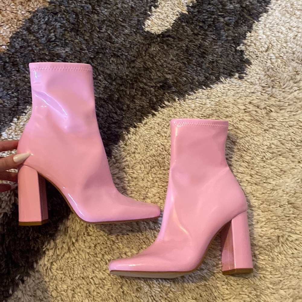 Steve Madden Pink Boots 💗